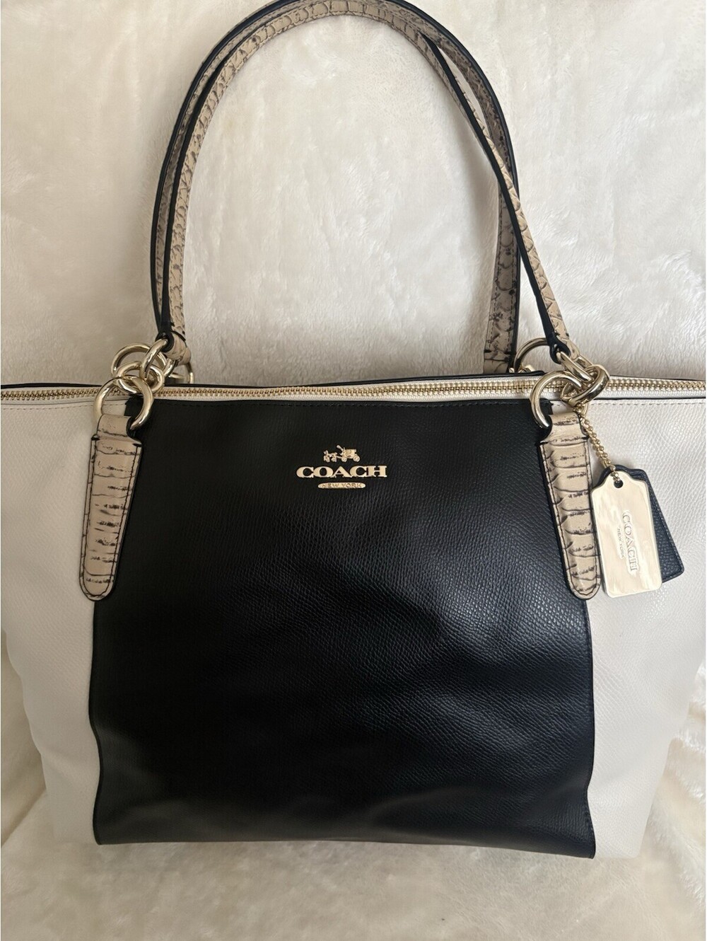 Coach Black White Colorblock Pebbled Satchel Top Handle Zip Gold HW Lined